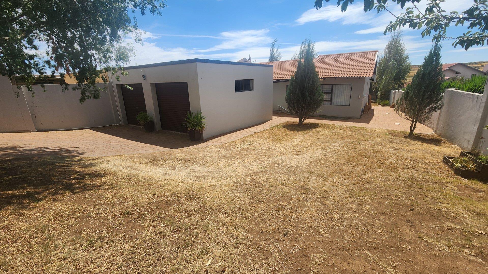 Hillside, Bloemfontein Property Property and houses for sale in