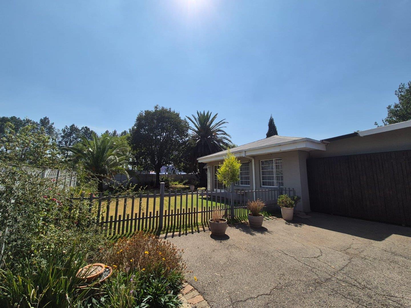 3 Bedroom House for sale in Duncanville P24114178393