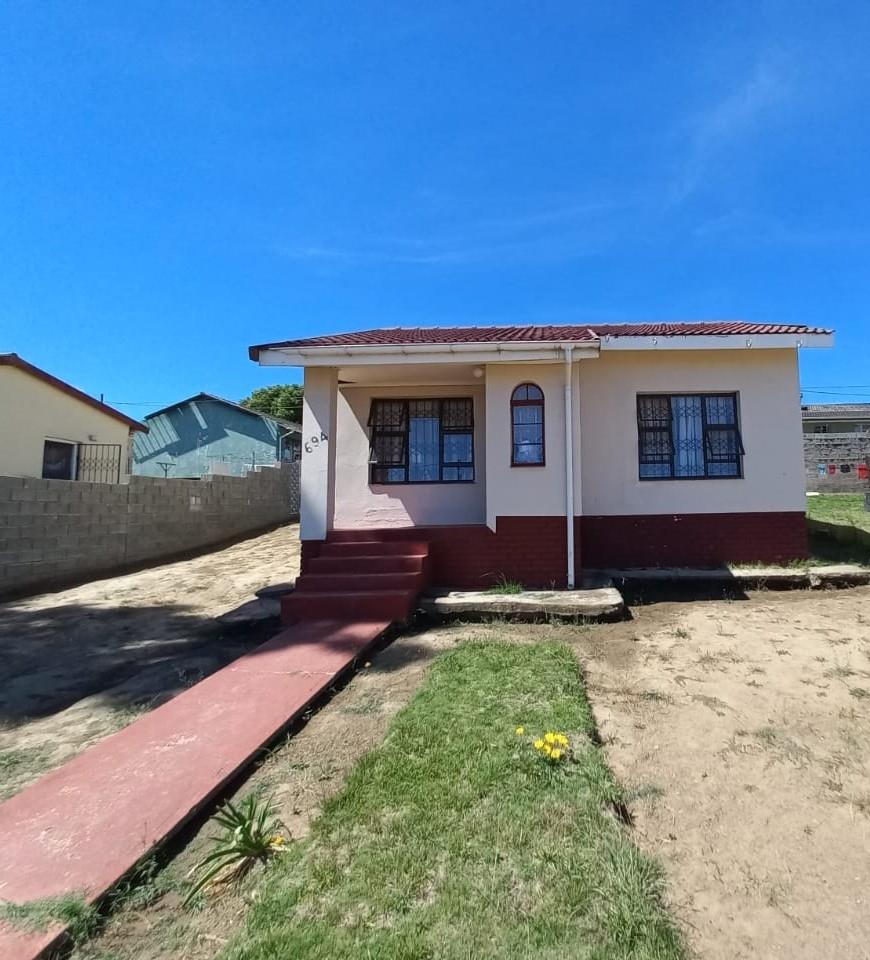 2 Bedroom House for sale in Phakamisa P24114179115