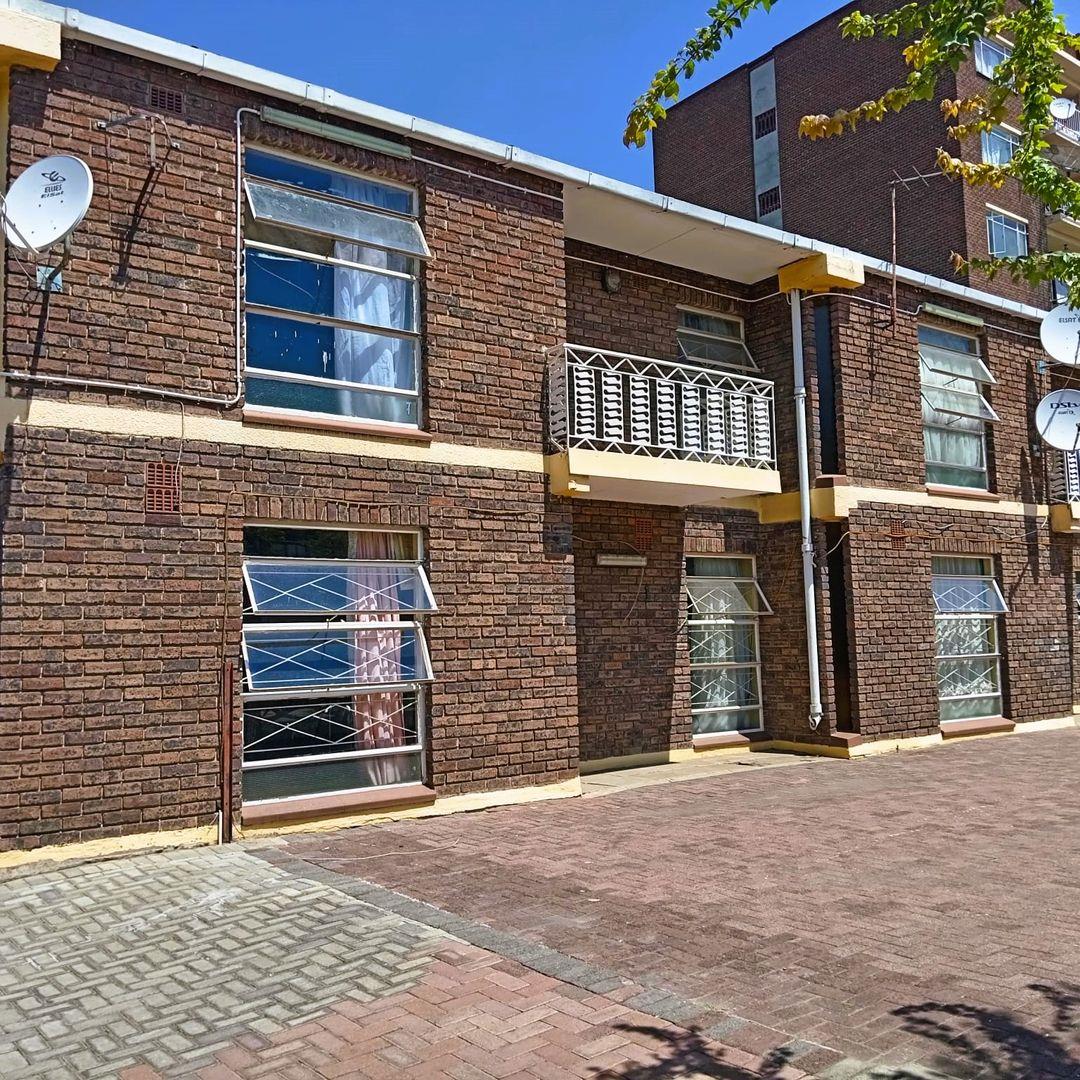 12 Bedroom Apartment / flat for sale in Vereeniging Central P24114179361