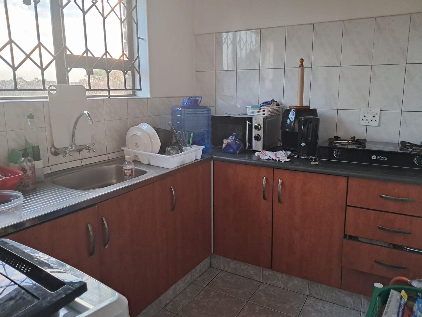 1 Bedroom House to rent in Brackenham P24114179588