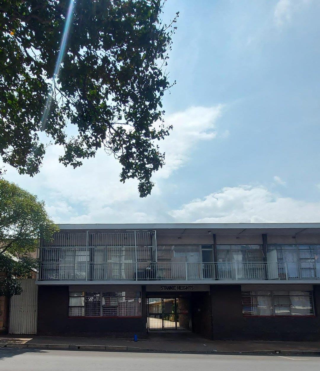 1 Bedroom Apartment / flat for sale in Springs Central P24114240956