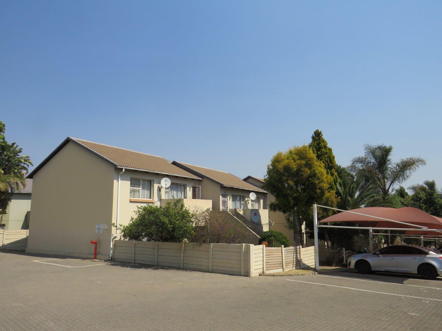 2 Bedroom Apartment / flat for sale in Vorna Valley Sunset Close 101