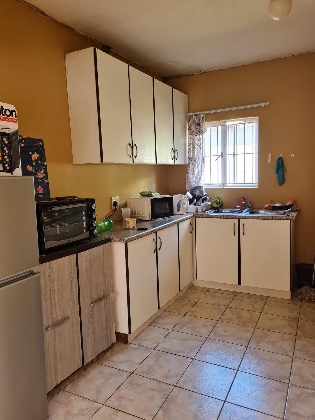 1 Bedroom Apartment / flat to rent in Sarnia P24114701218