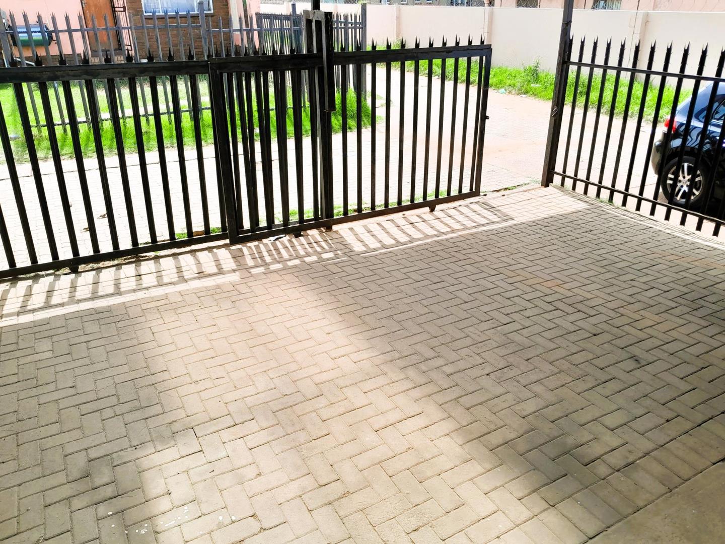 Apartments / flats for sale in Middelburg, Mpumalanga Middelburg