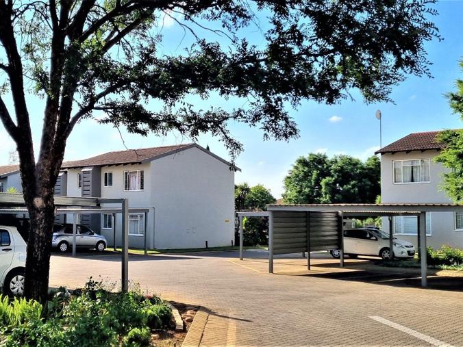 2 Bedroom Apartment / Flat to Rent in Van Der Hoff Park