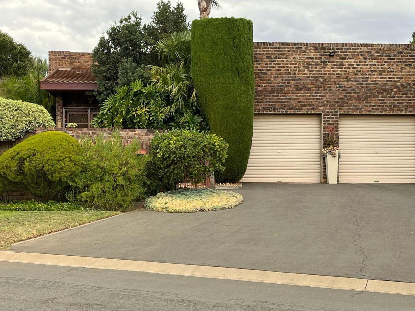 3 Bedroom House for sale in Cradock 40 Protea Street P24114183880