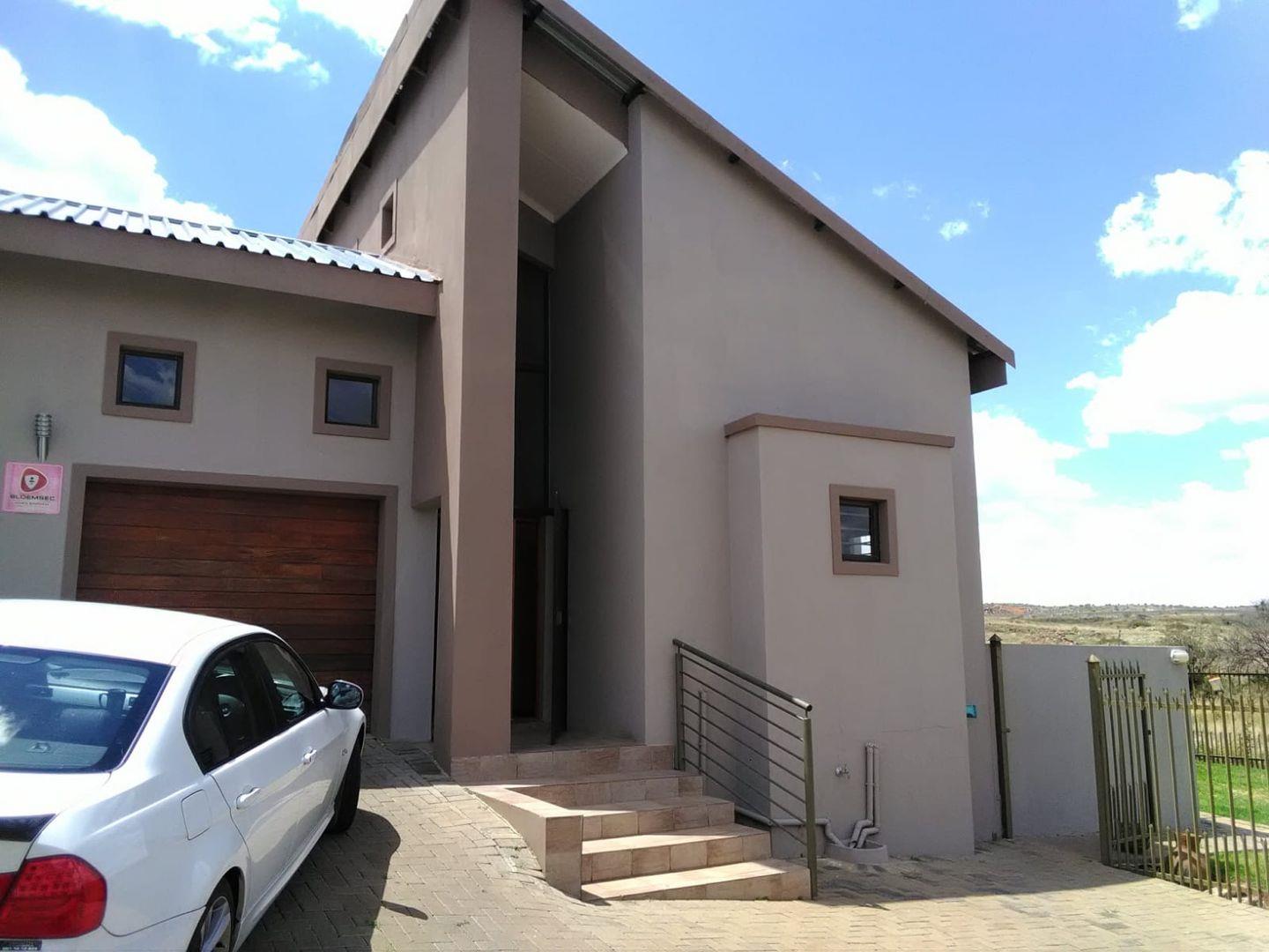 Hillside, Bloemfontein Property Property and houses to rent in