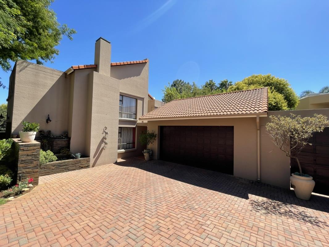 5 Bedroom House for sale in Eldo Park P24114186521