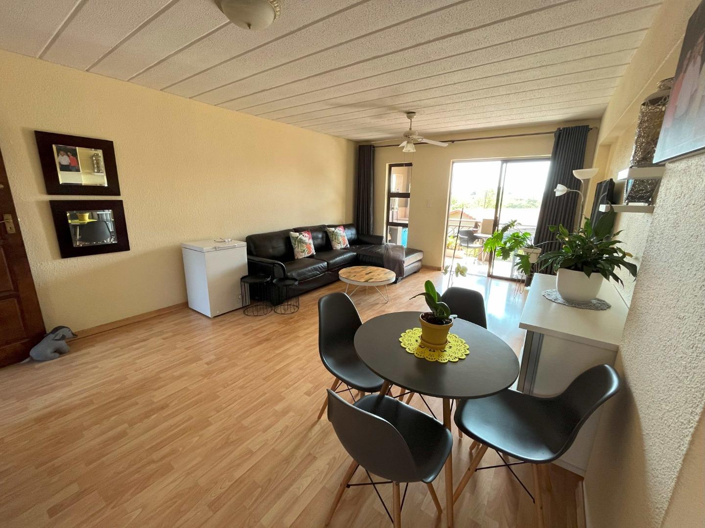 2 Bedroom Apartment / flat for sale in Fourways 41 Ss Riverside Lodge