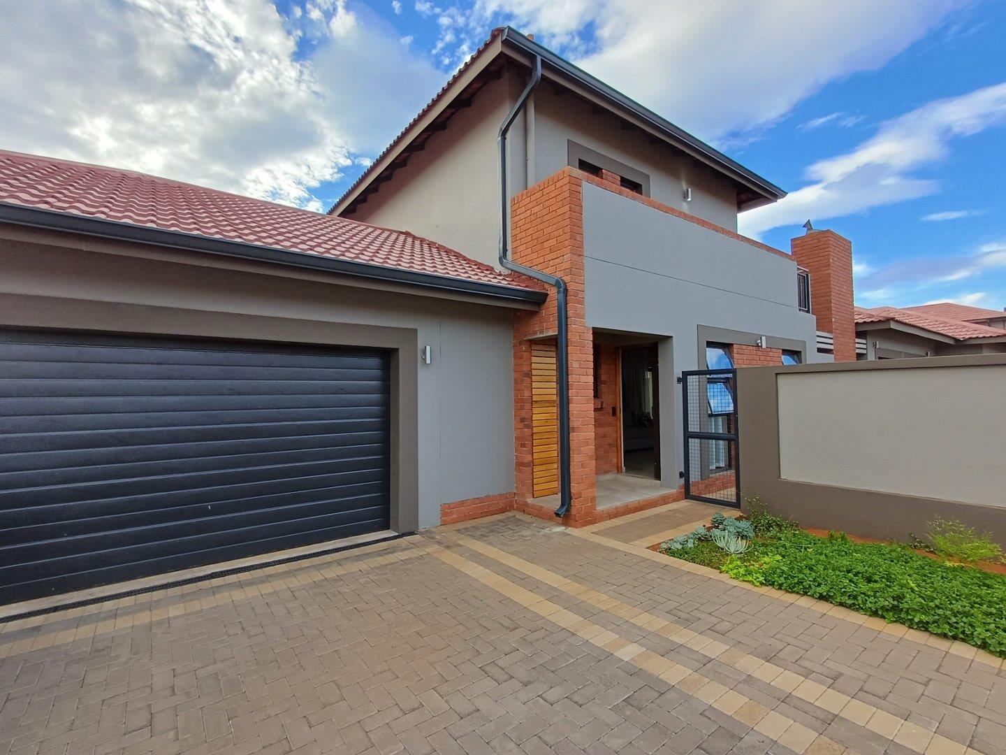 Pentagon Park Property Property and houses for sale in Pentagon Park