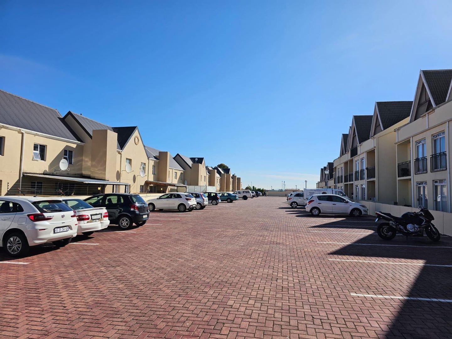 2 Bedroom Apartment / flat for sale in Whispering Pines 51 Disa