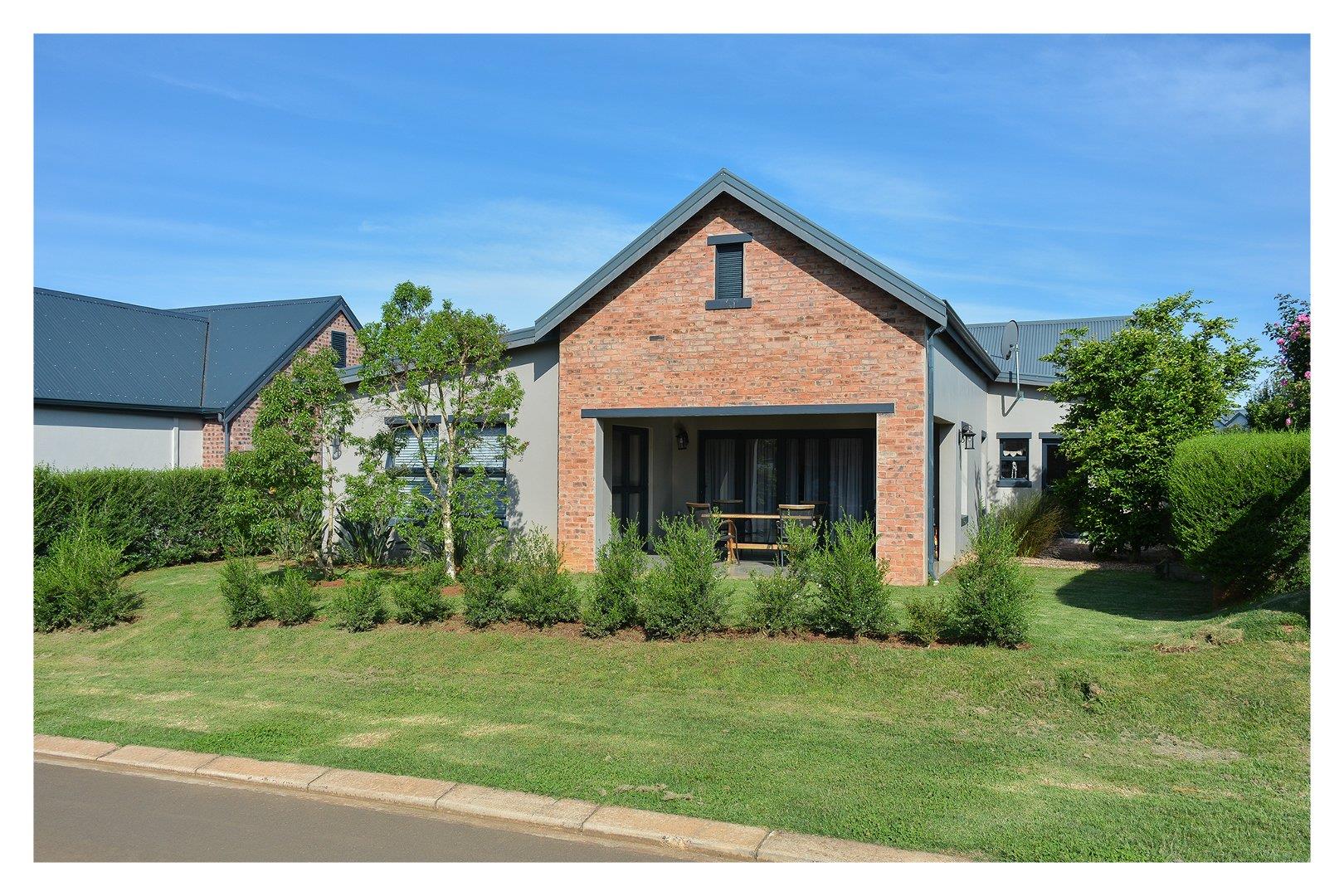 3 Bedroom House for sale in St Johns Village 3617 Nguni Drive P24