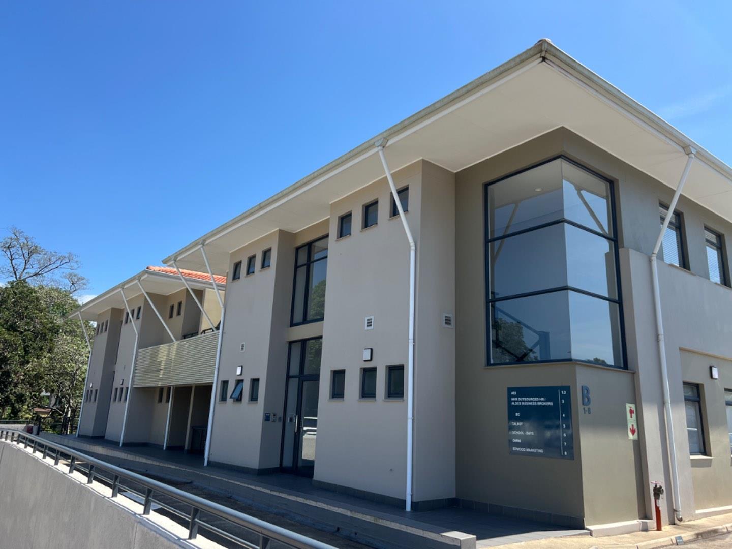 Commercial property to rent in Clifton Park P24114191716