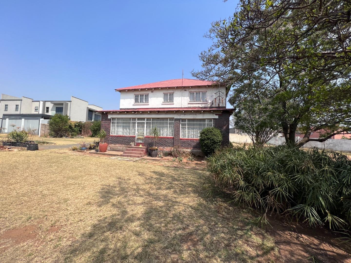 4 Bedroom House for sale in Ormonde 98 Lakewood Terrace, 98 Lakewood