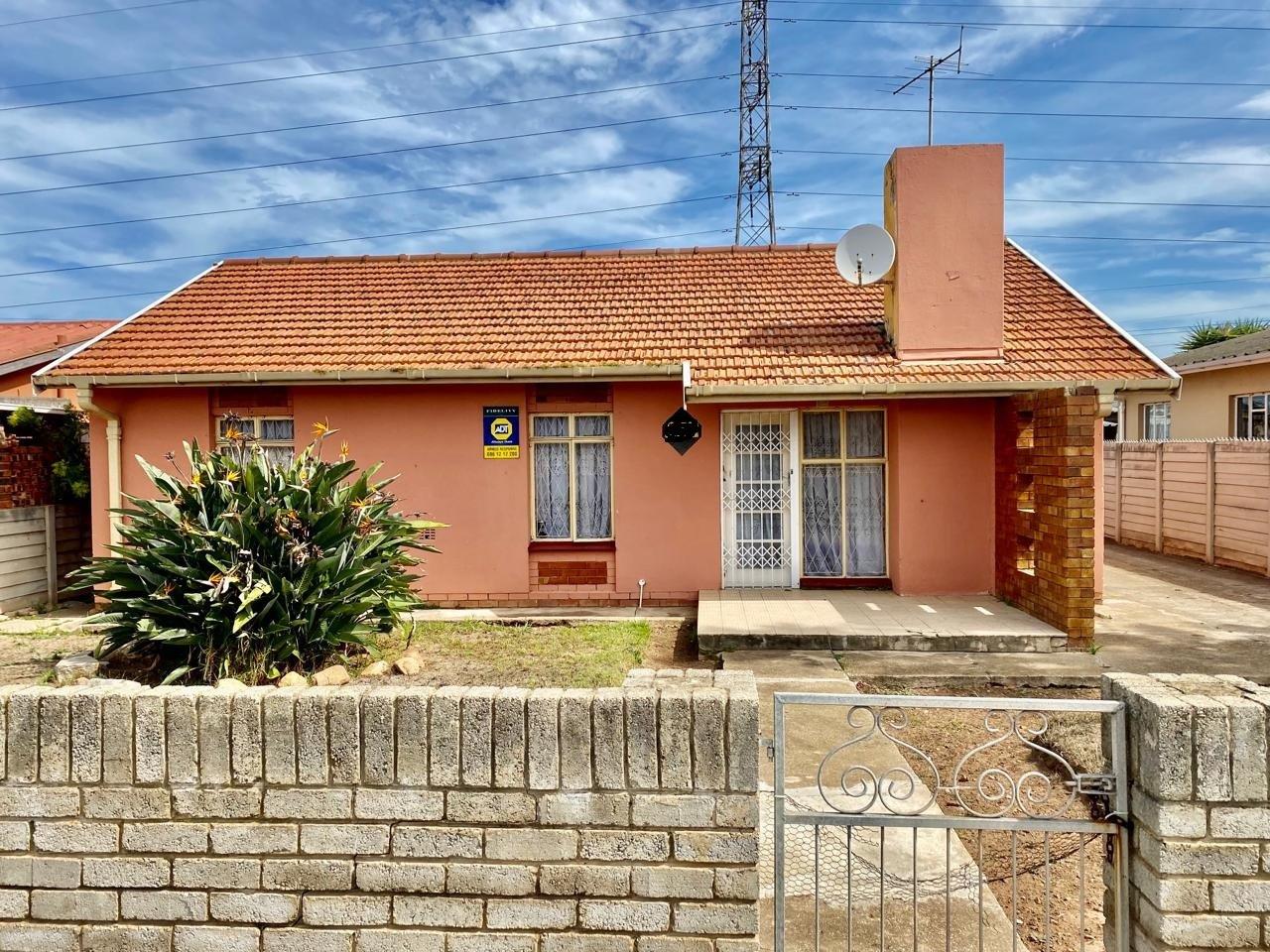 3 Bedroom House for sale in Algoa Park P24114191894