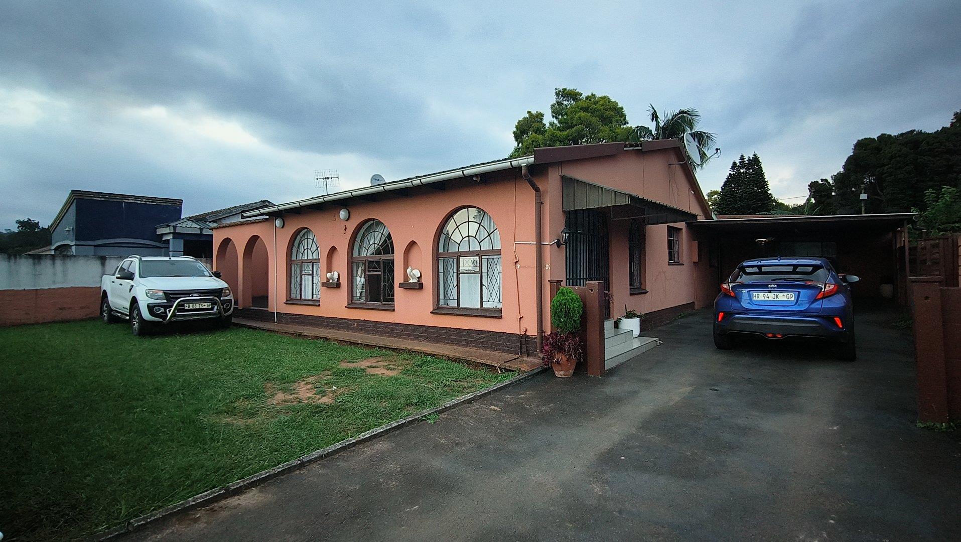 3 Bedroom House for sale in Chasedene P24114191970