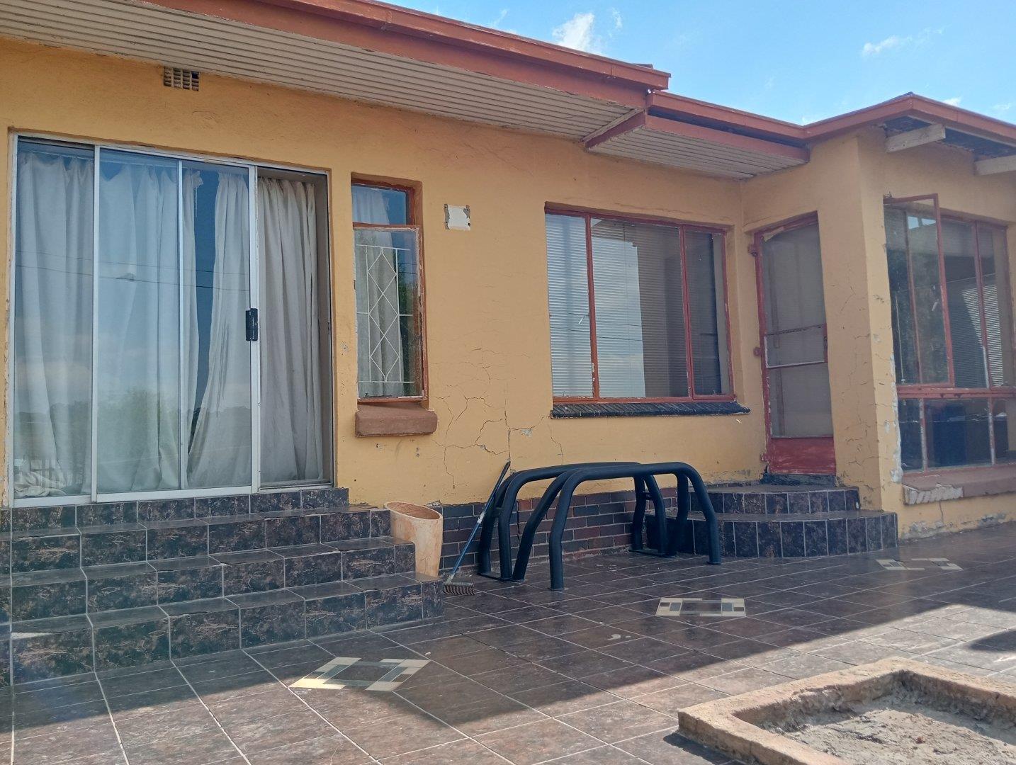 Commercial property for sale in Wentworth Park P24114193763