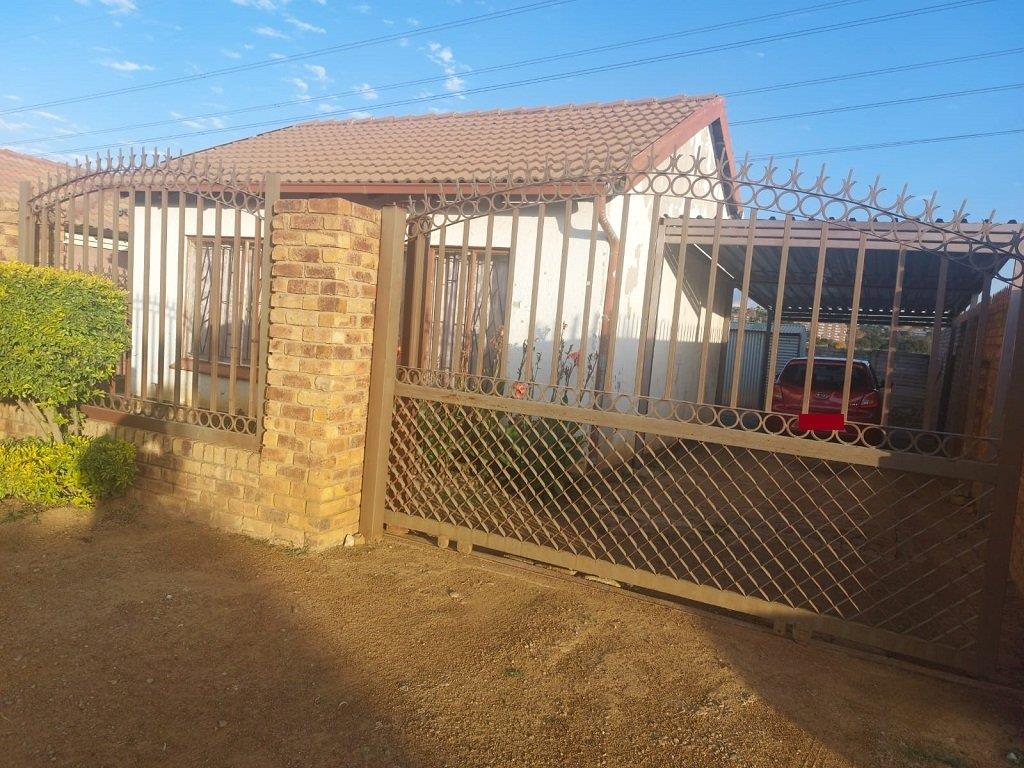 2 Bedroom House to rent in Danville P24114194041