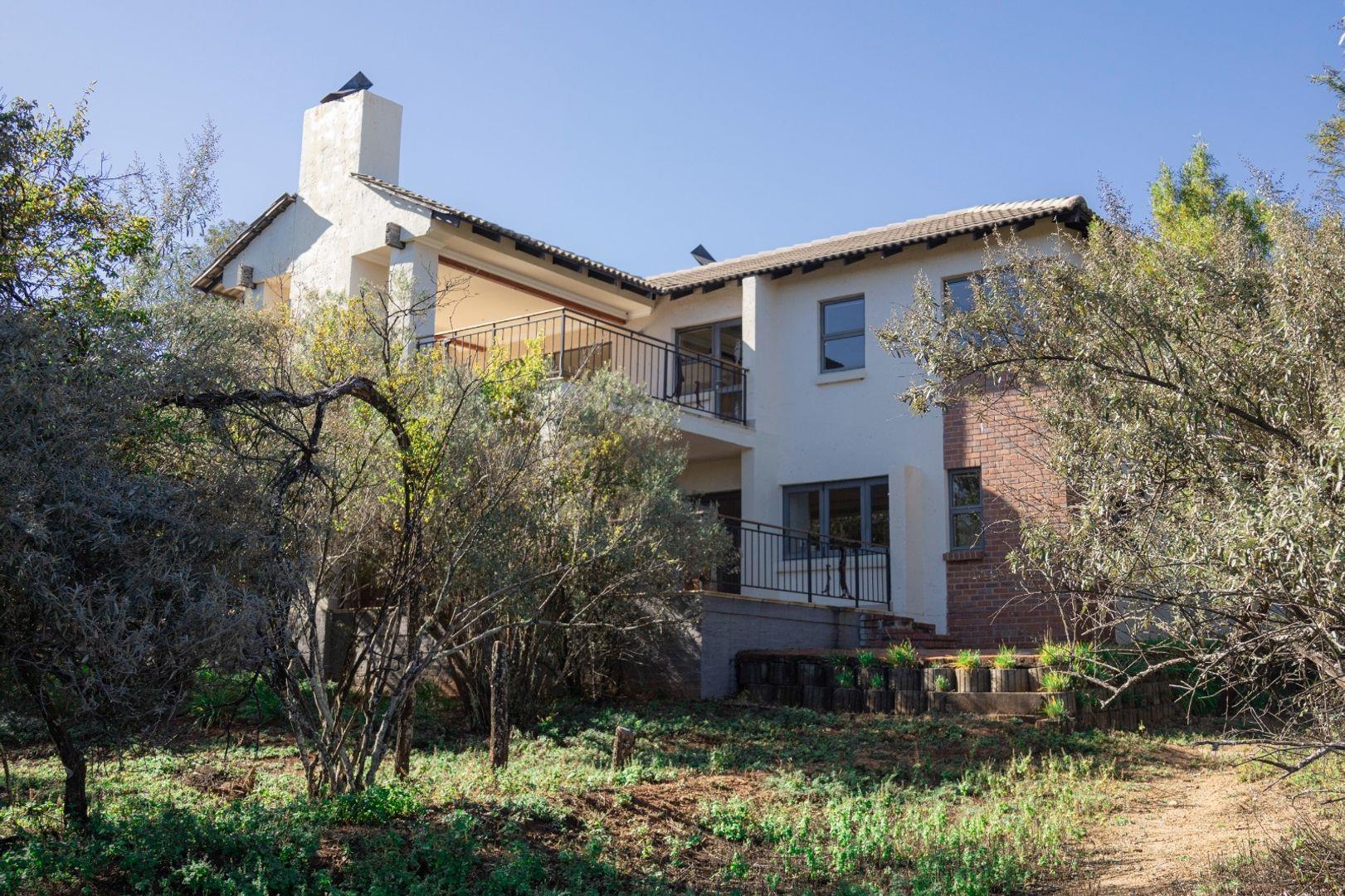 5 Bedroom House for sale in Vaal de Grace Nature Estate P24112718139