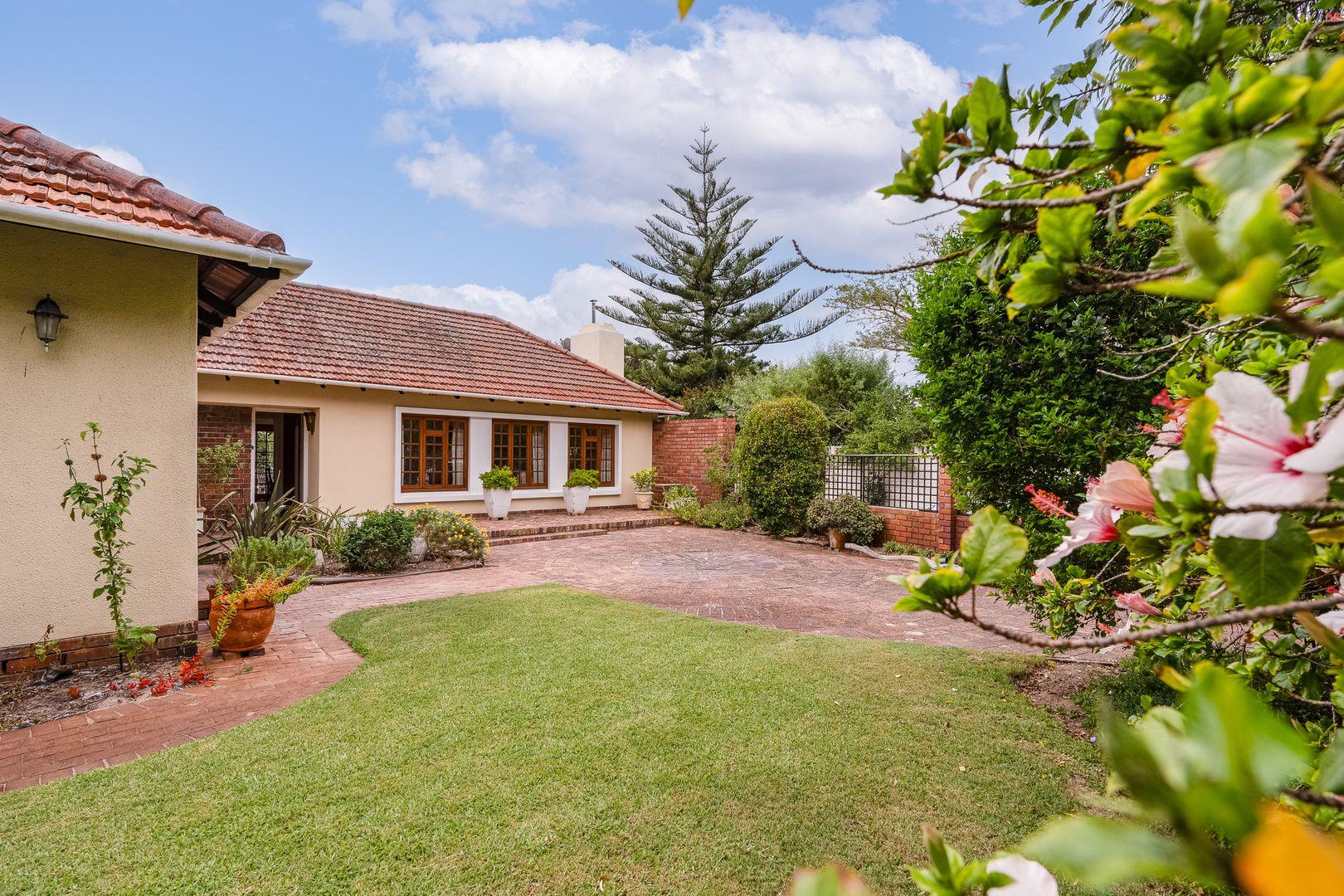 Pinelands, Cape Town Property Property and houses for sale in