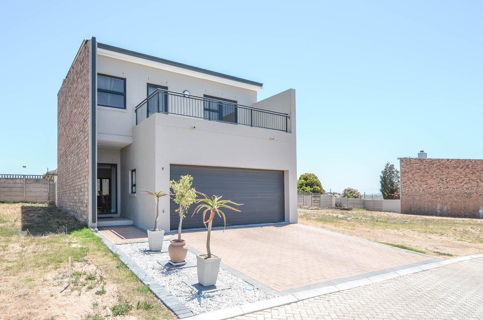 3 Bedroom House for sale in Langeberg Ridge P24114198509