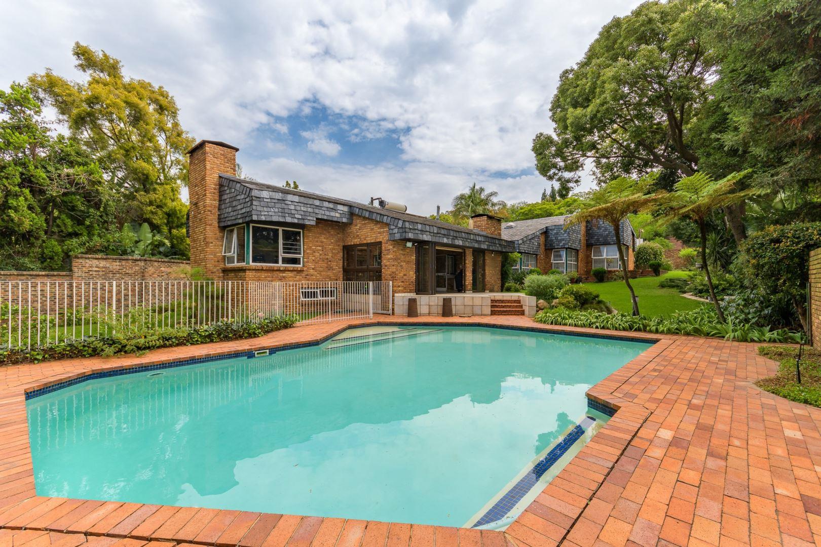 4 Bedroom House for sale in Morningside Manor P24114199693