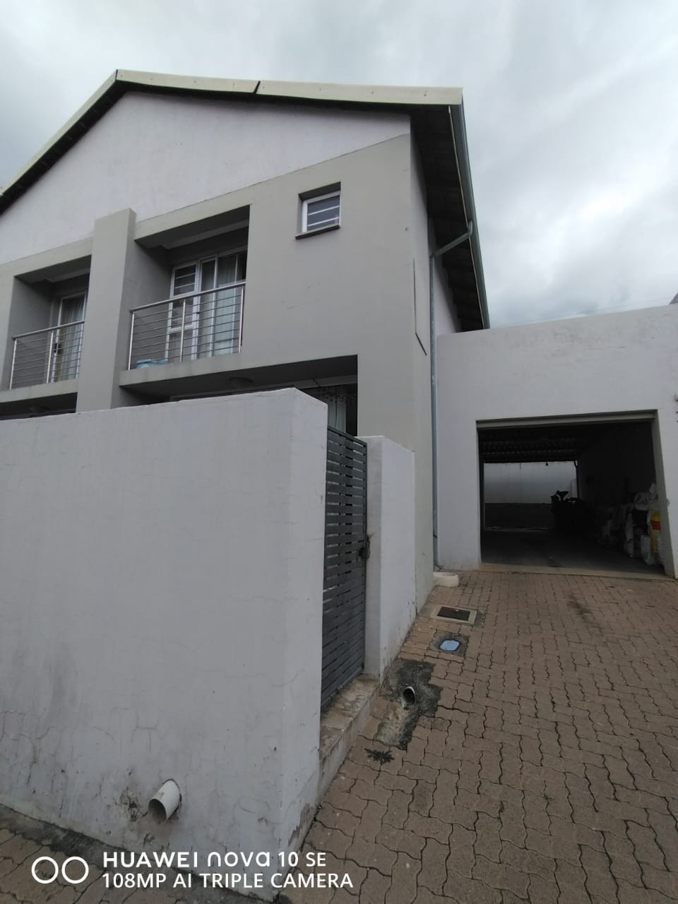 3 Bedroom House for sale in Die Heuwel P24114200049
