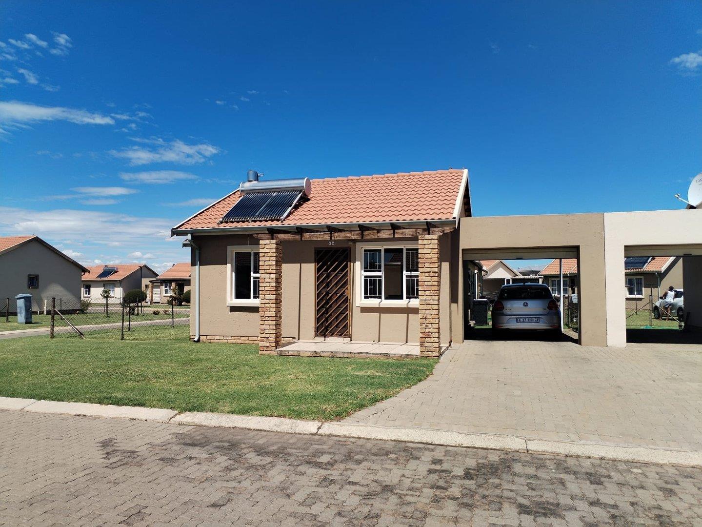 East Rand Property Townhouse to rent in East Rand