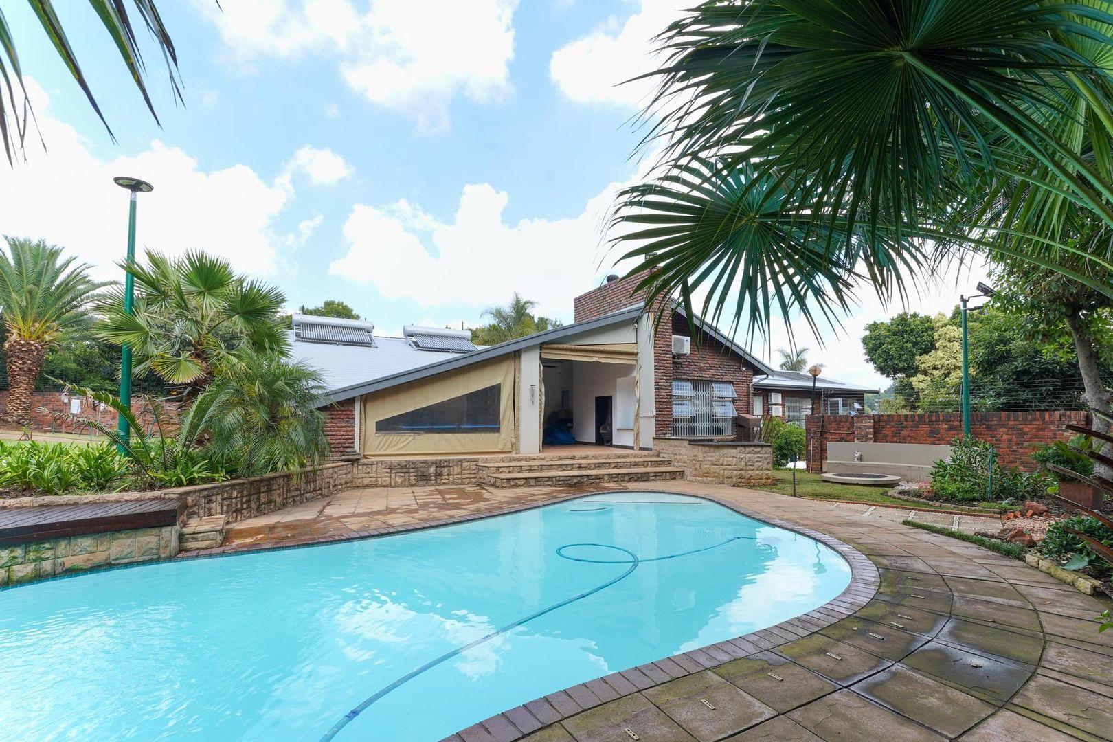 5 Bedroom House for sale in Robin Hills P24114200386