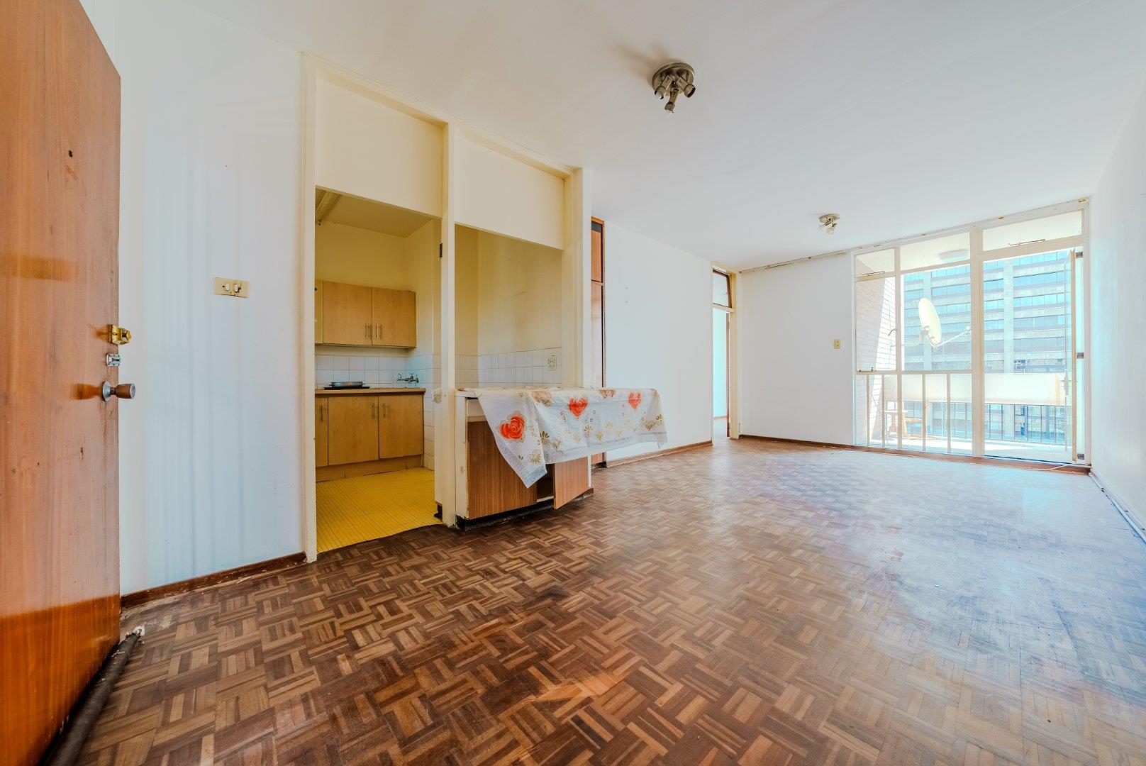 1 Bedroom Apartment / flat for sale in Braamfontein P24114200526