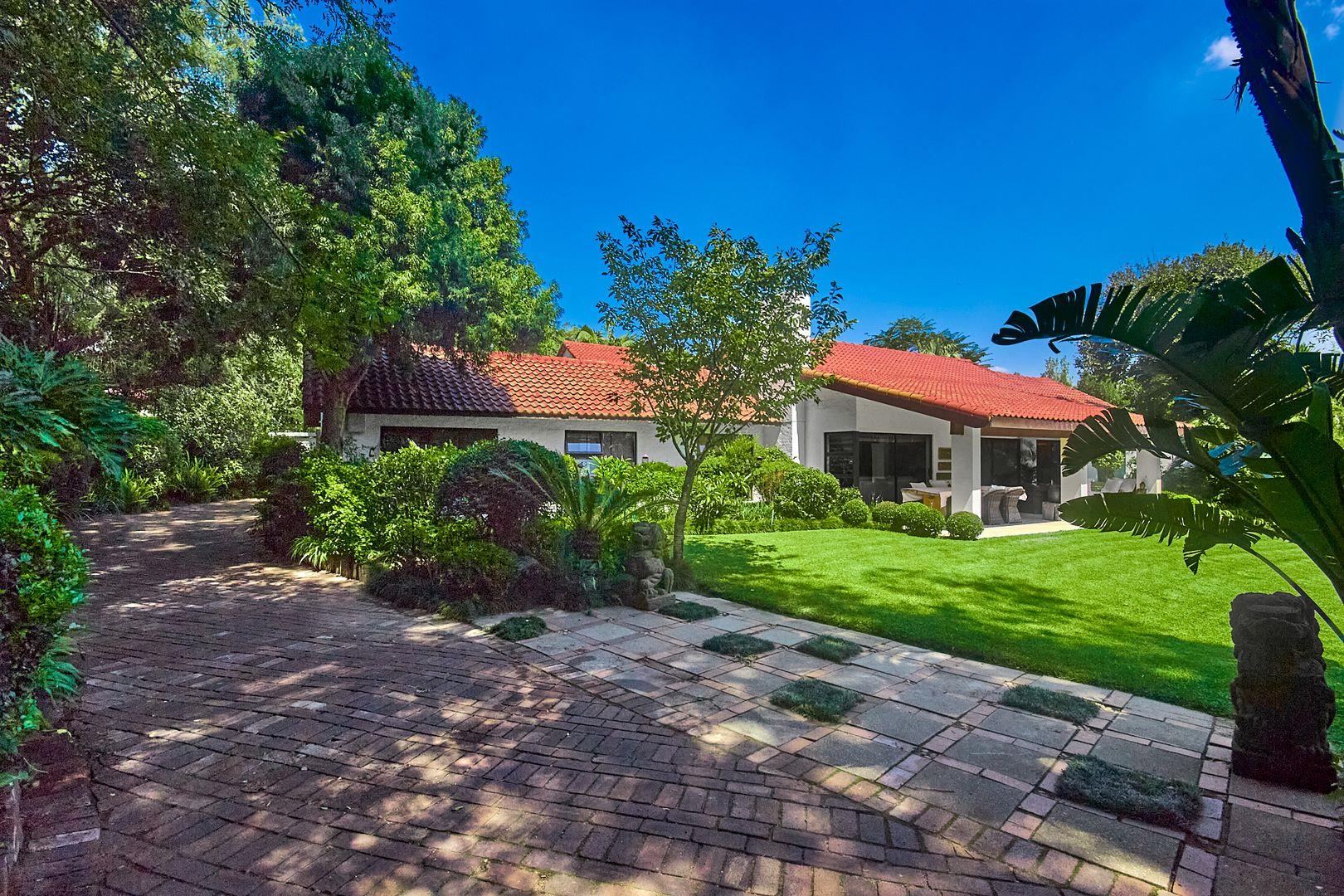 5 Bedroom House for sale in Morningside Manor P24114200637