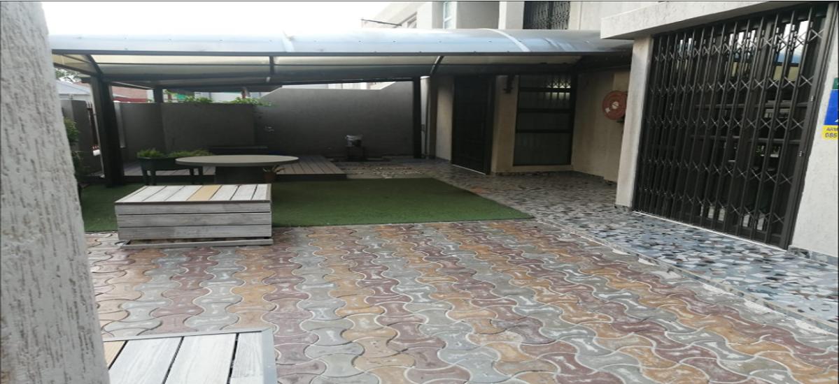 9 Bedroom Townhouse for sale in Arcadia P24114201039