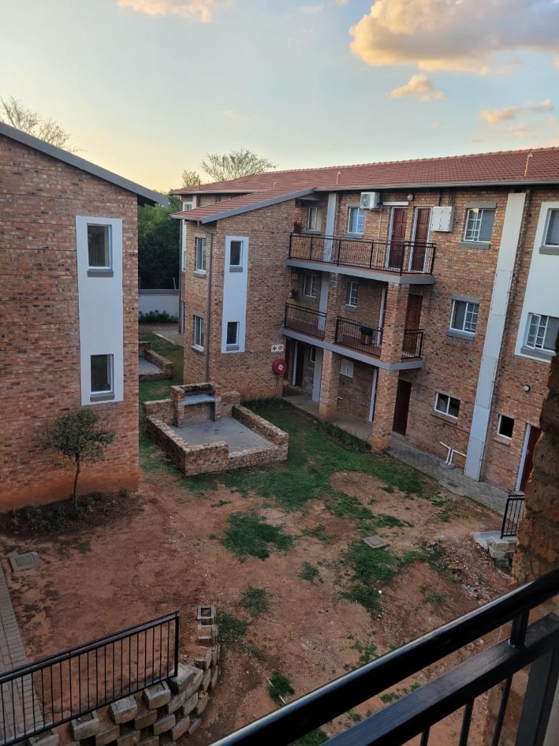 2 Bedroom Apartment / flat for sale in Hazeldean P24114201532