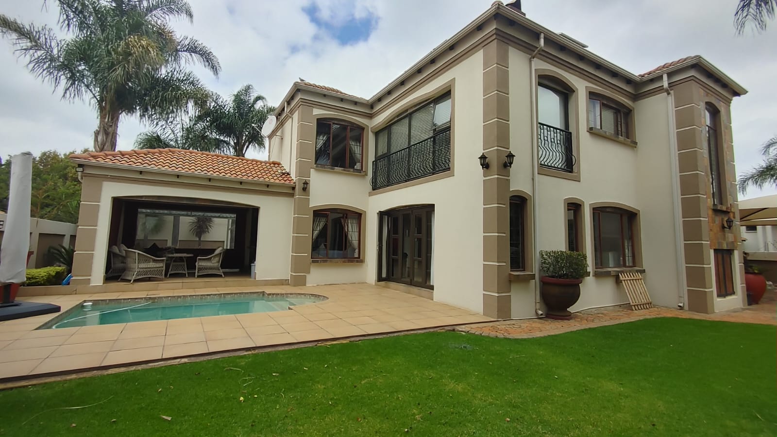 4 Bedroom House for sale in Selcourt P24114476765