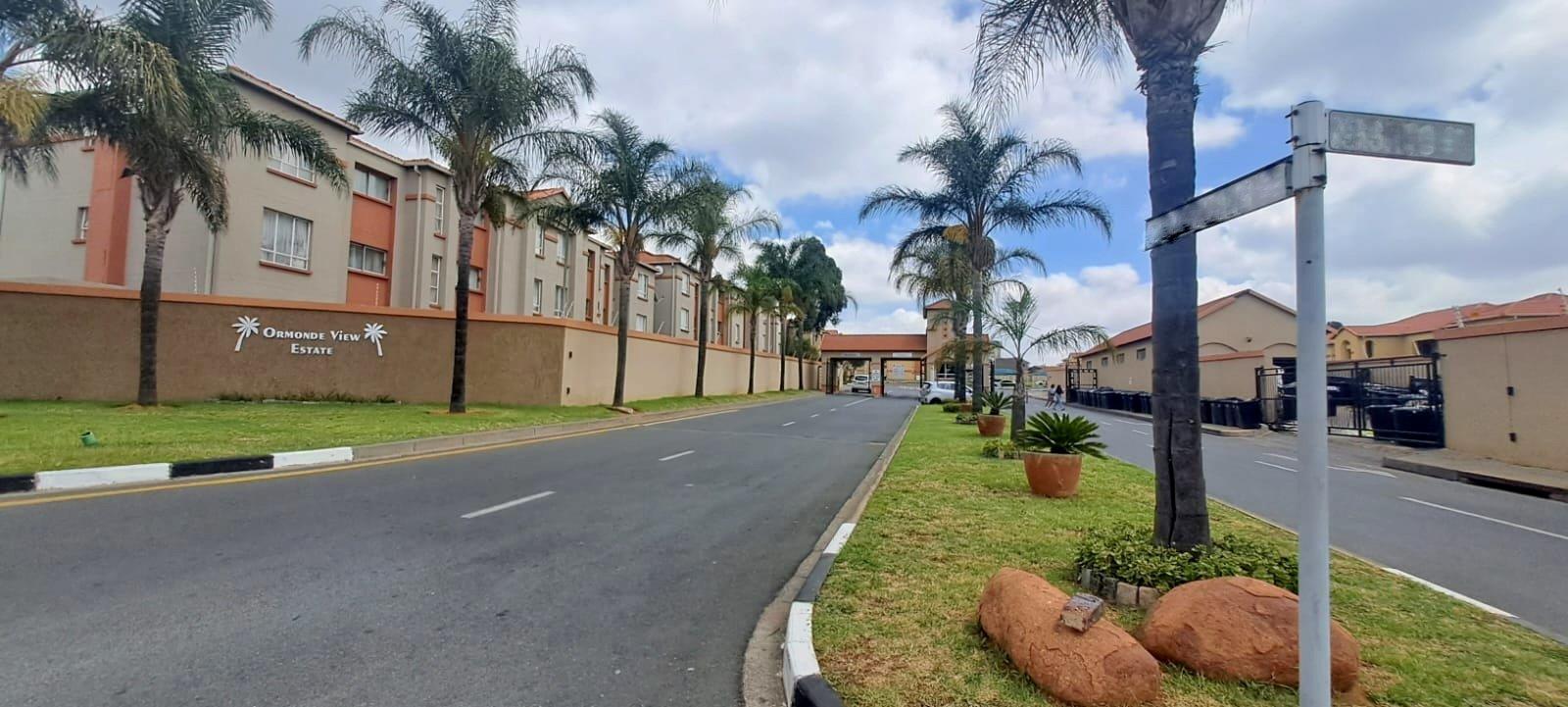 2 Bedroom Apartment / flat for sale in Ormonde View P24114458259