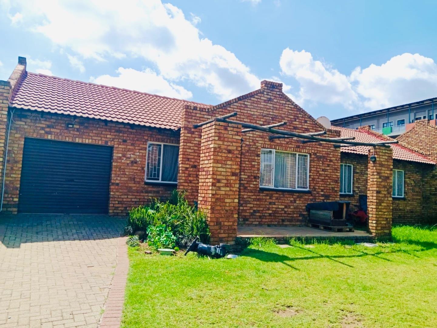 Reyno Ridge Property Property and houses for sale in Reyno Ridge