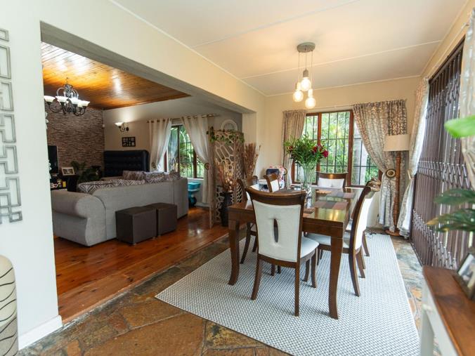 3 Bedroom House for Sale in Rowallan Park