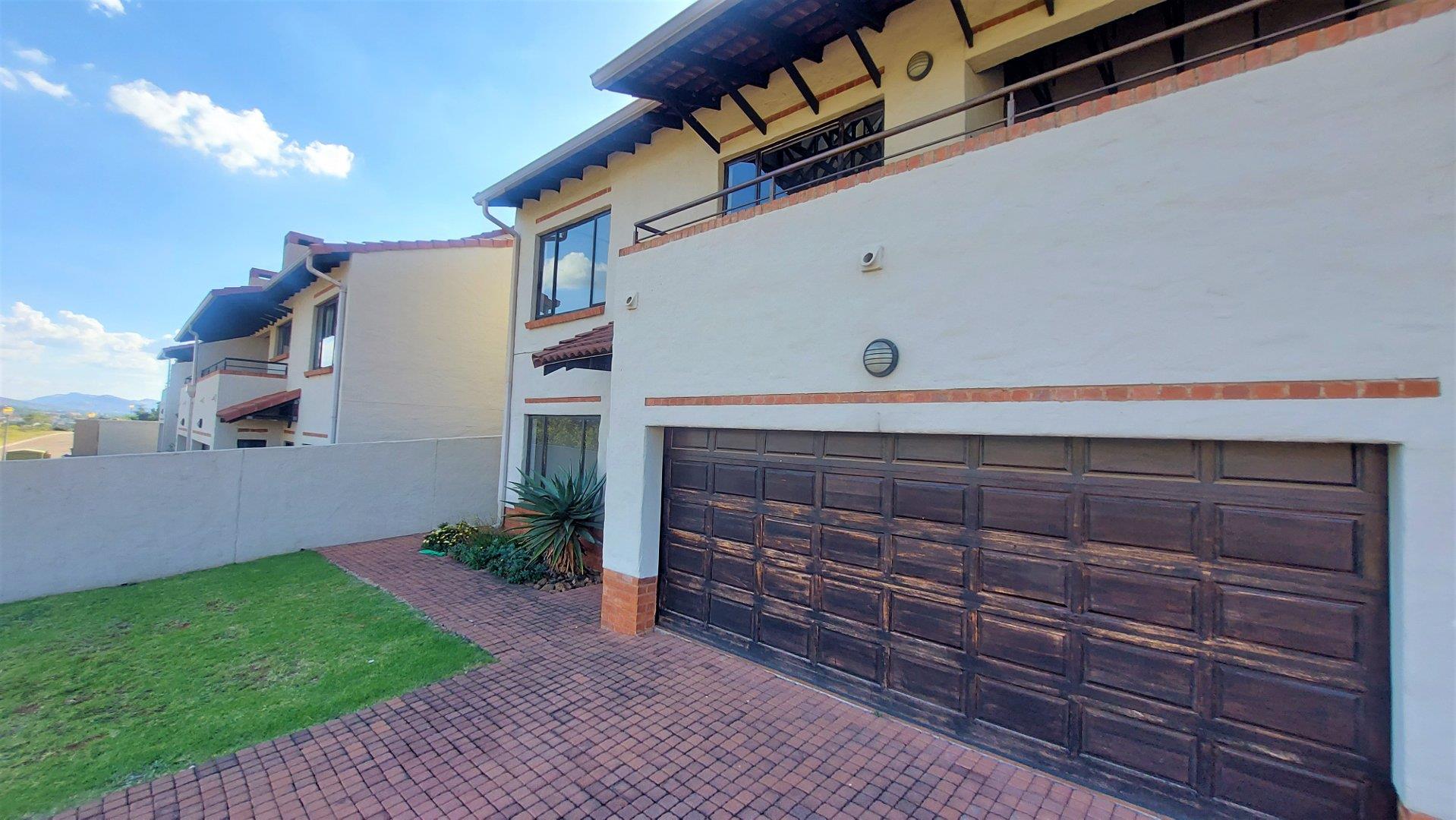 4 Bedroom House for sale in Xanadu Eco Park P24114205641