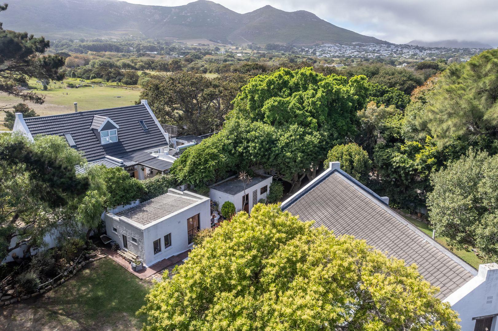 3 Bedroom House for sale in Chapmans Peak 4 Sleepy Hollow Lane P24