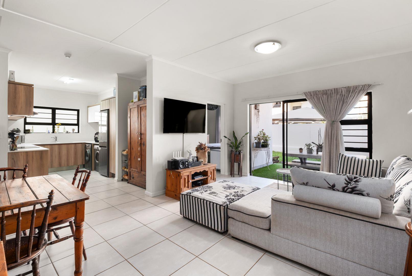 3 Bedroom Apartment / flat for sale in Richwood P24114205773