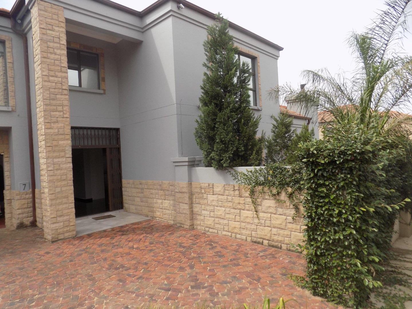 Sunward Park Property Property and houses for sale in Sunward Park