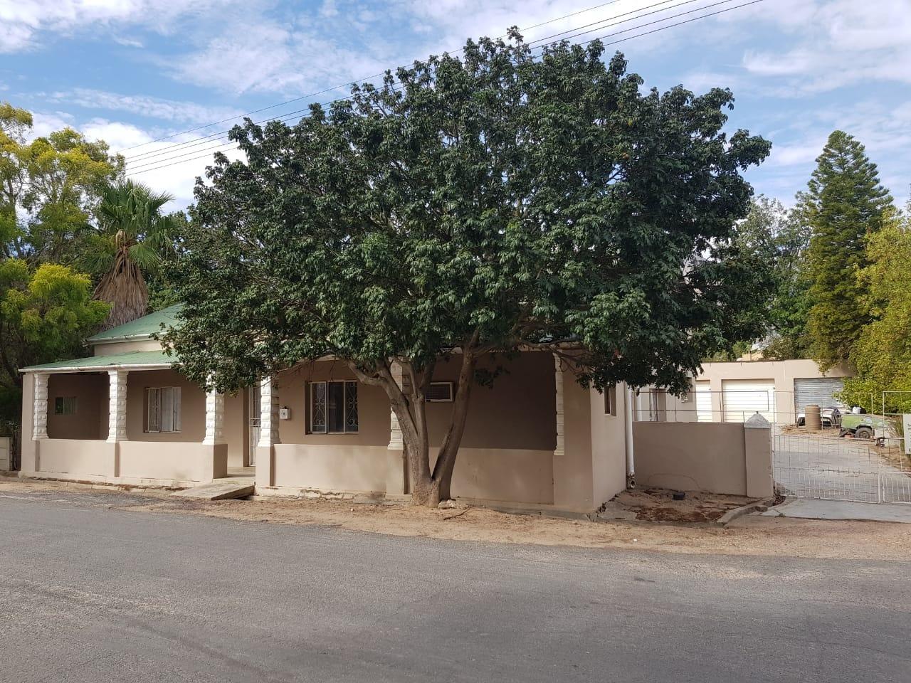 3 Bedroom House for sale in Porterville 18 Du Toit Street Du Toit