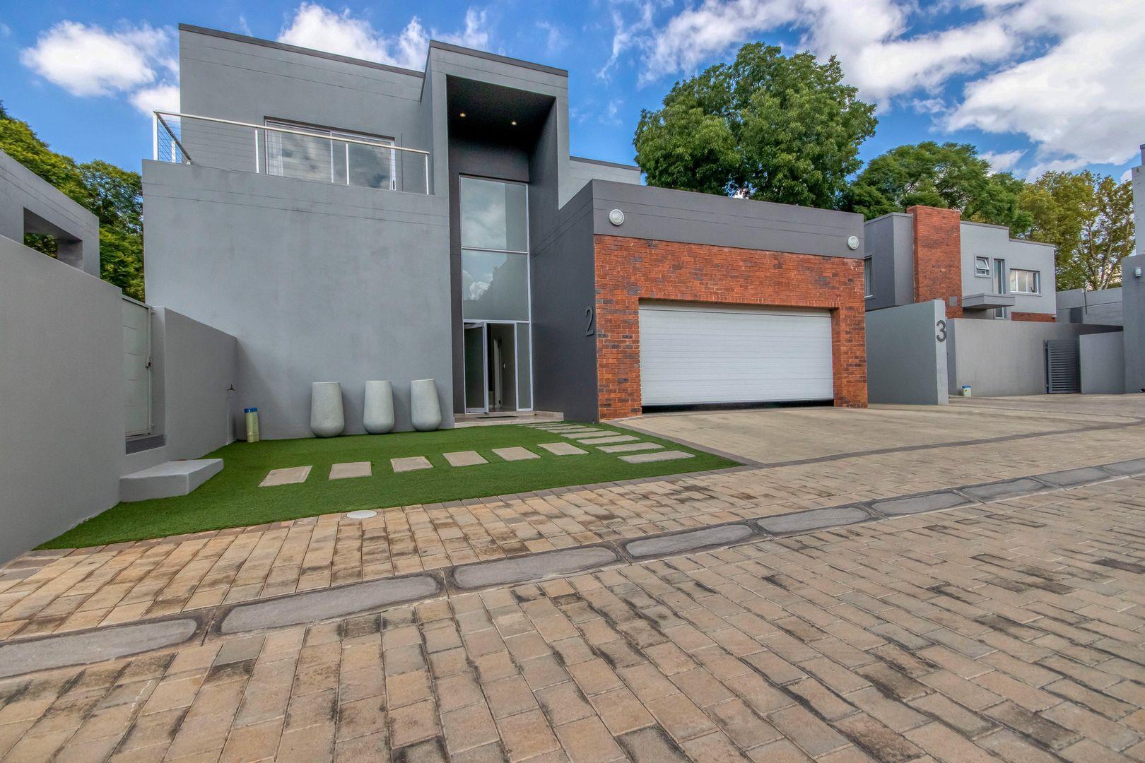 4 Bedroom Townhouse for sale in Houghton Estate P24114212775