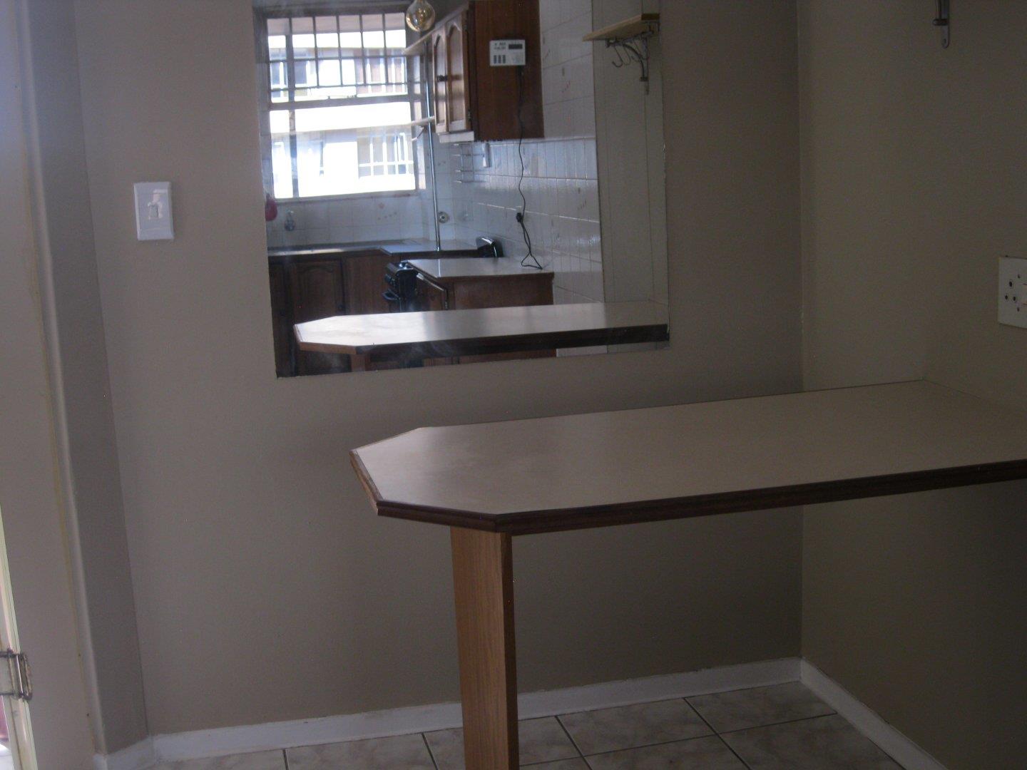 1 Bedroom Apartment / flat to rent in Hatfield 3 Makwassie _ 1053