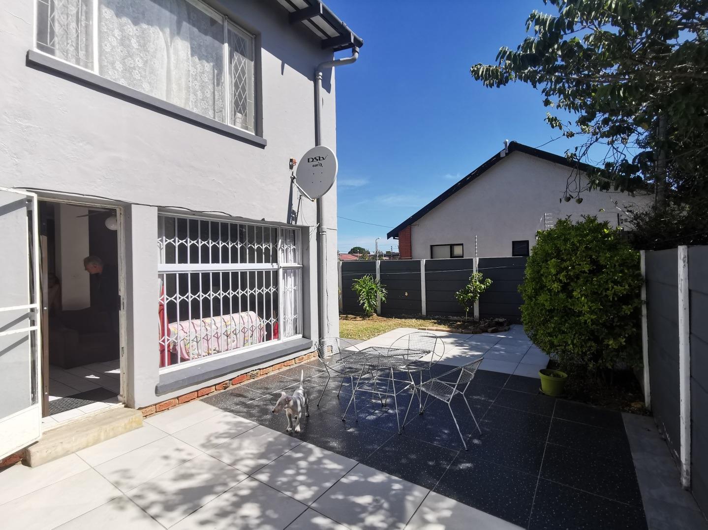 2 Bedroom Townhouse for sale in Walmer 9 Mimosa, 12 6th Ave P24