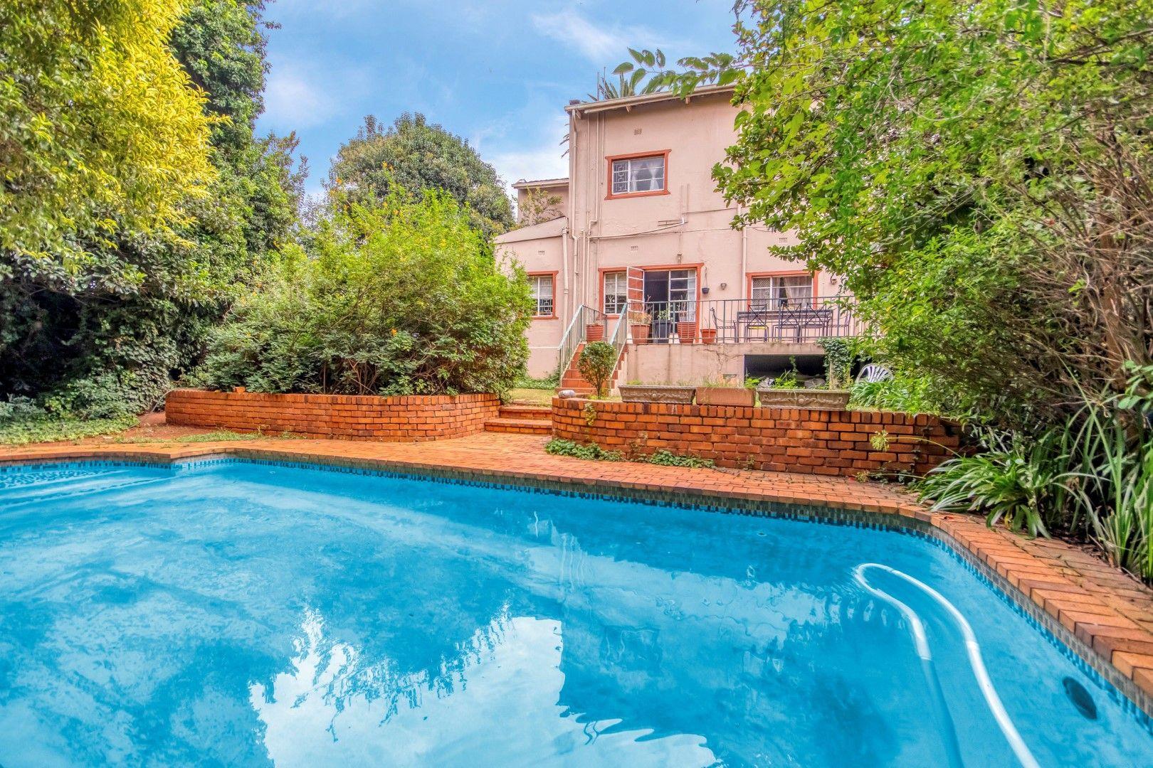 3 Bedroom House for sale in Greenside P24114215167