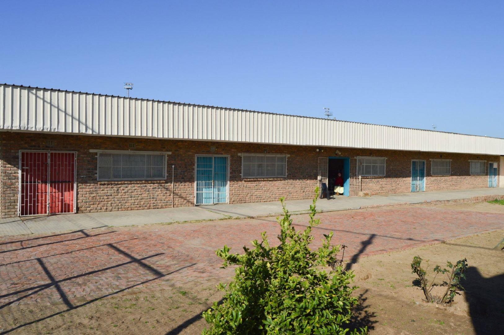 Commercial property for sale in Bridgeton P24113826358