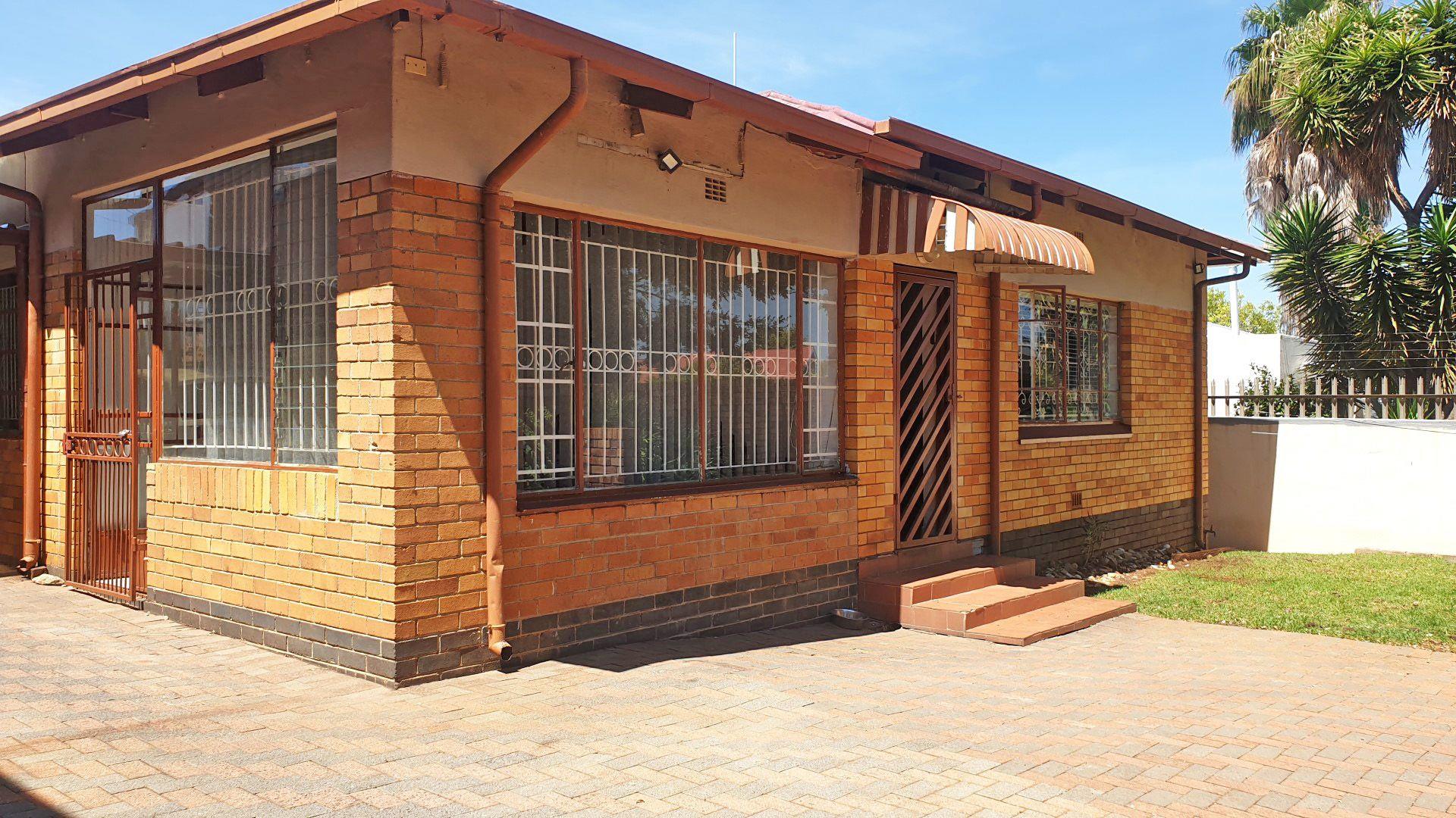 3 Bedroom House for sale in Mayfair West P24114218460