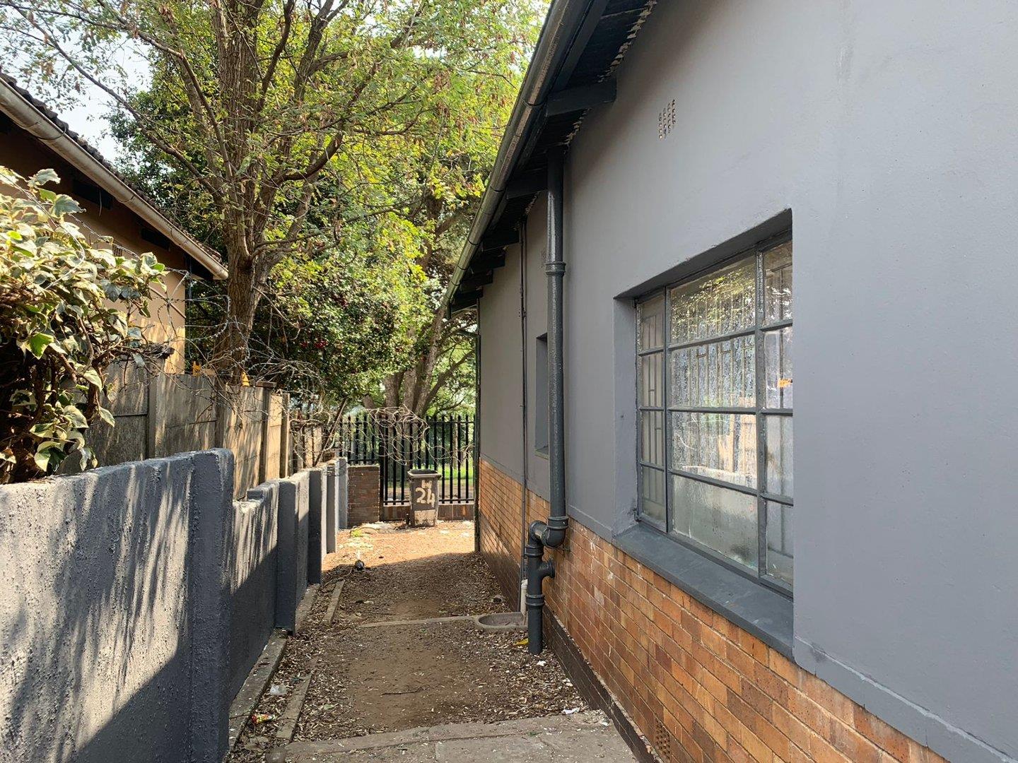 6 Bedroom House for sale in Hurst Hill P24114219484